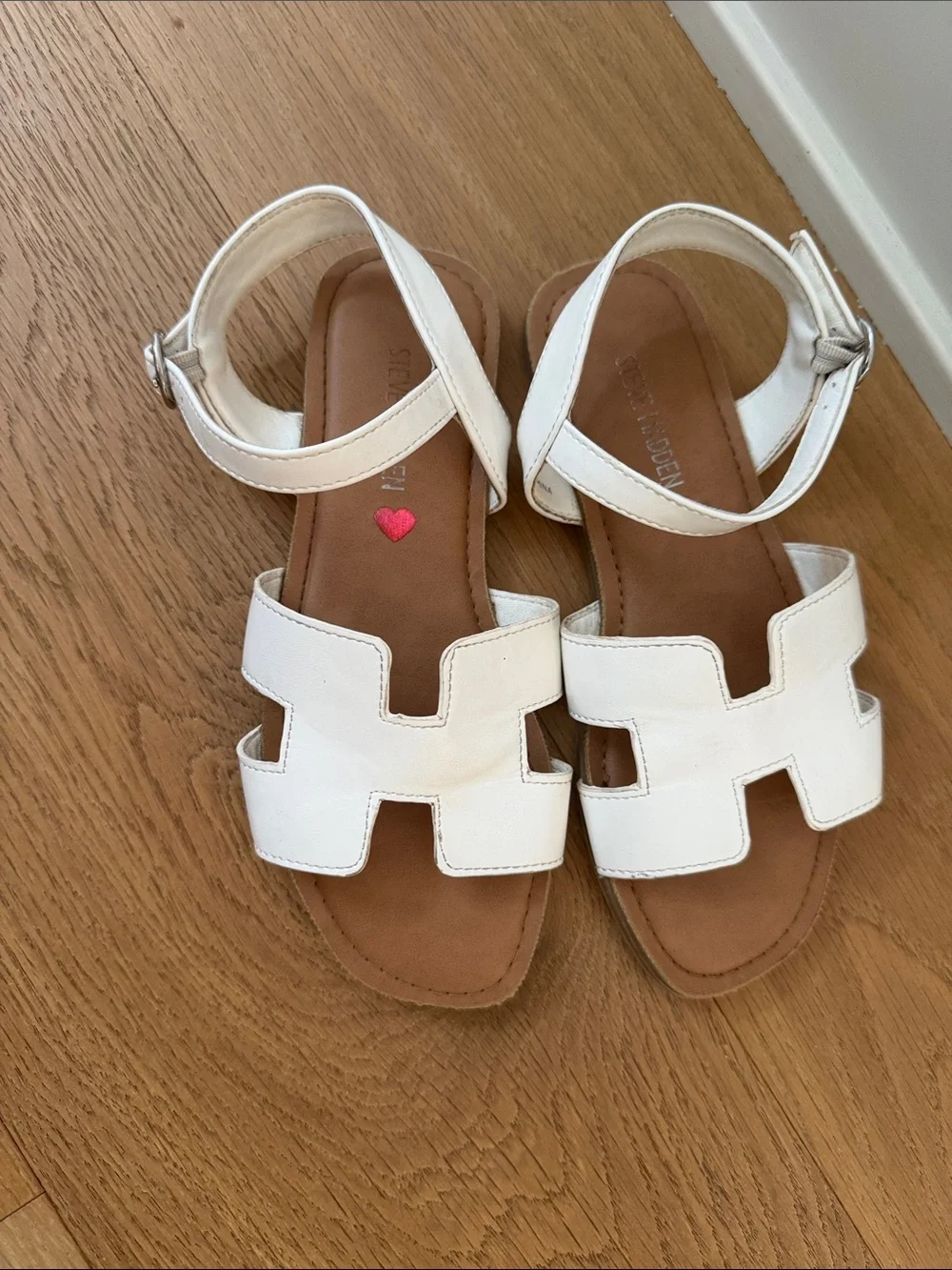 White Kid’s Leather Cutout Strap Sandals